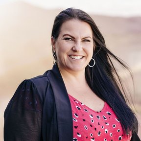 ALS_MTF_HamiltonWest_staff_Narelle_DSC8652.jpg